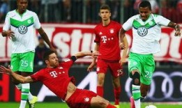 替补球神,逆袭之路，闪耀绿茵场